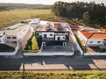 Moradia T5 Caldas da Rainha Piscina
