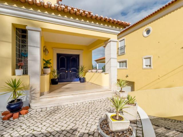 Moradia T5 com Vista e Piscina em Palmela 361m² Palmela