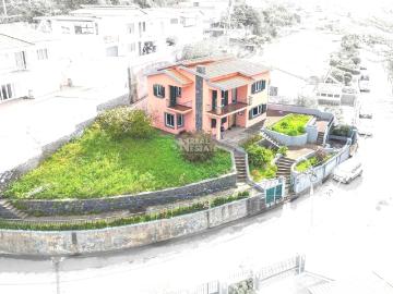 moradia T5 com vista para o Funchal