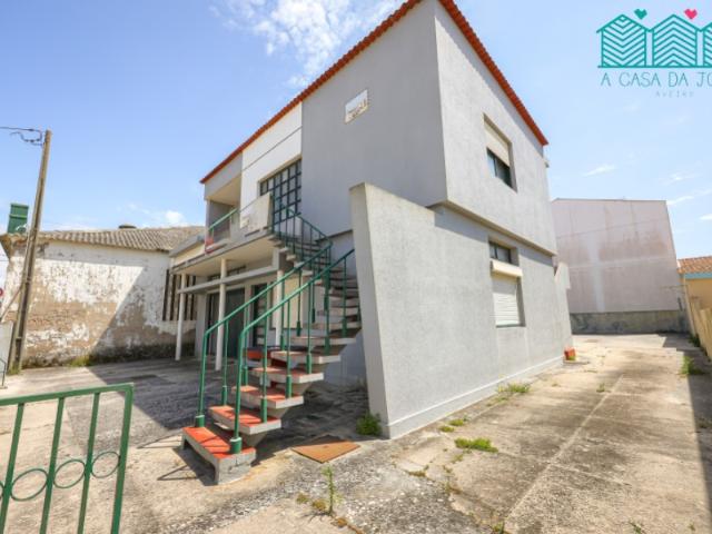 Moradia T5+ com Garagem na Costa Nova