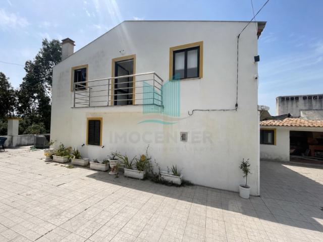Moradia T5 com Grande Terreno e Excelente Espaço Exterior em Vila Verde Figueira da Foz