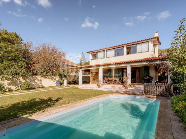 Moradia T5 com jardim e piscina em São Pedro, Cascais 0m² Cascais e Estoril
