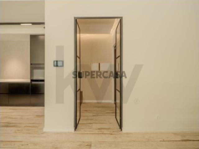 Moradia T5 com Piscina e Adega Privativa Santarém