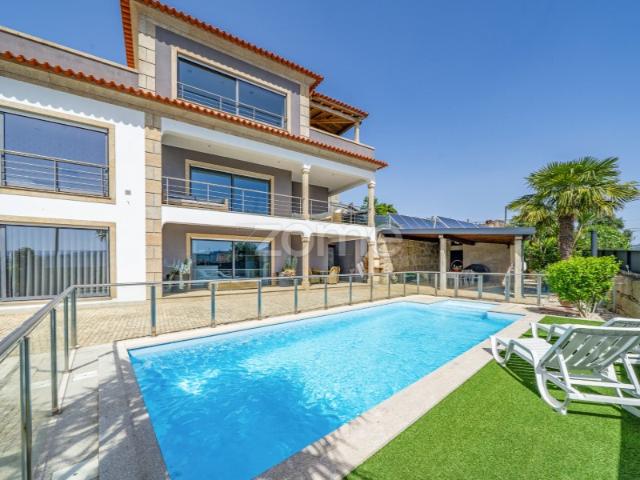 Moradia T5 com Piscina e Jardim, a 5min de Celorico de Basto