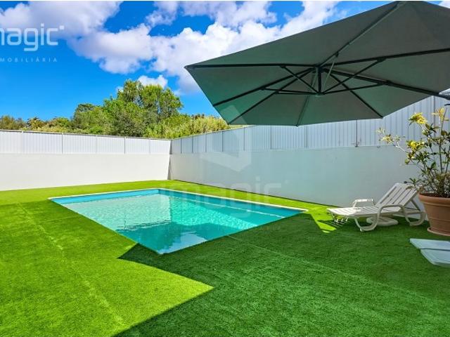 MORADIA T5 com piscina em SANTO ISIDORO, MAFRA