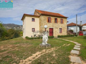Moradia T5 com Piscina em Sever do Vouga
