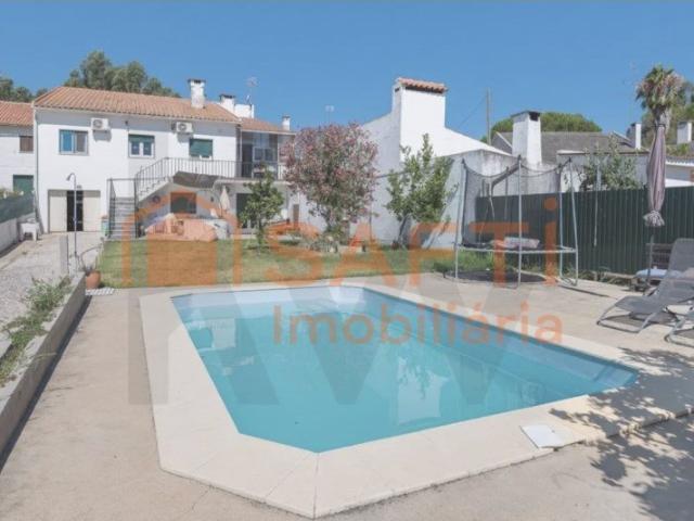 Moradia T6 com Garagem e piscina 0m² Riachos