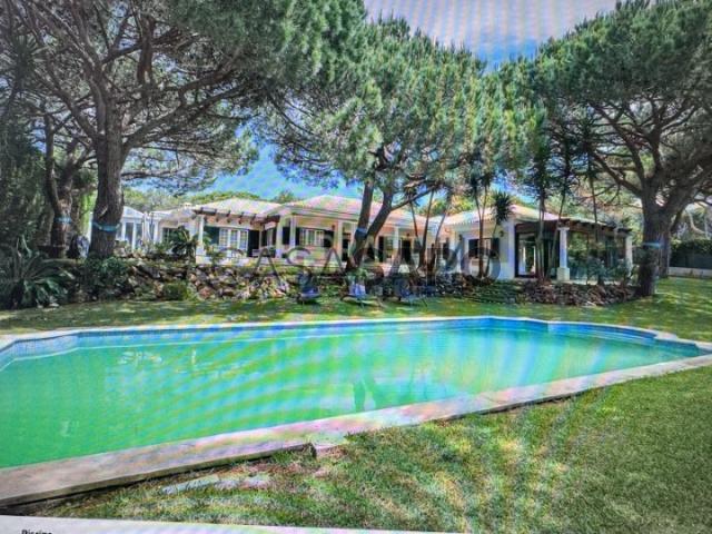 Moradia T5 Duplex para alugar em Cascais