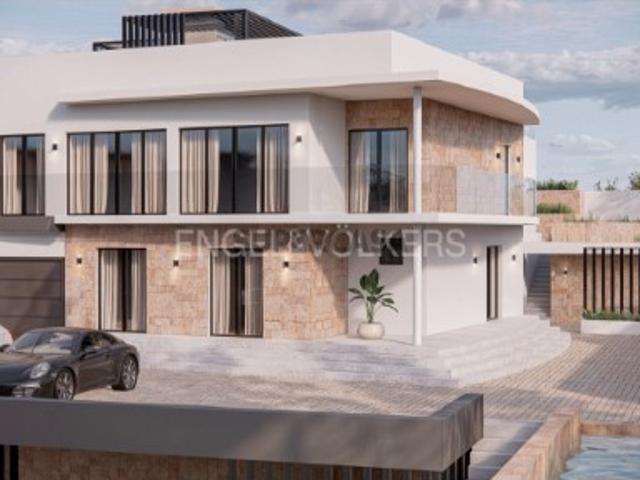 Moradia T5 de Luxo, com Piscina e Rooftop, em Palmela