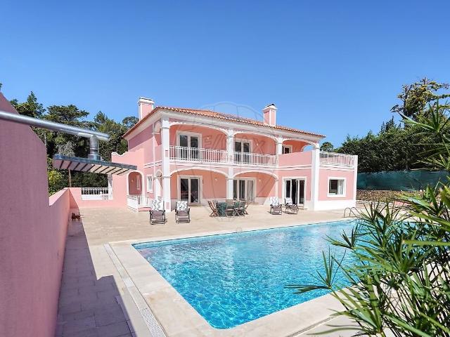 Moradia T5 de luxo à venda em Sintra Santa Maria e São Miguel, São Martinho e São Pedro de Penaferrim, Sintra RE/MAX Portugal