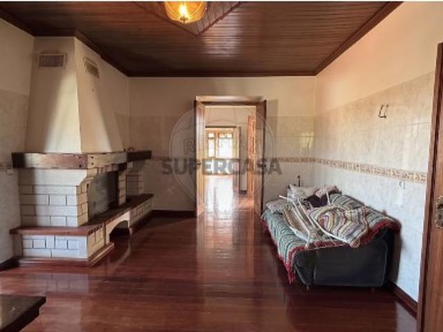 Moradia T5 em Olival