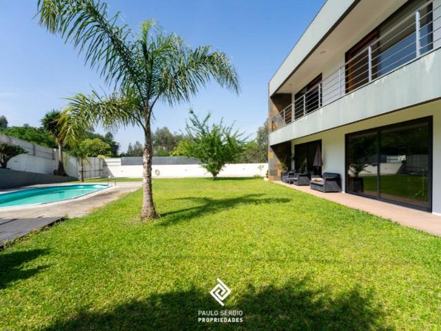 Moradia T5 em Oliveira de Azeméis 285m² São Roque