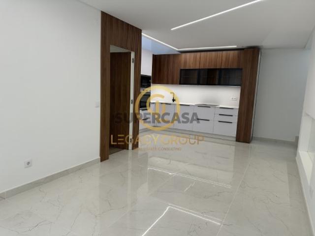 Moradia T5 em Almancil