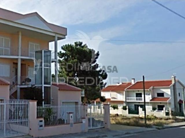 Moradia T5 em Amora