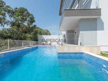 Casa à venda em Tercena - Jardim