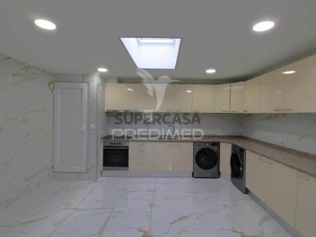 Moradia T5 em Campanhã