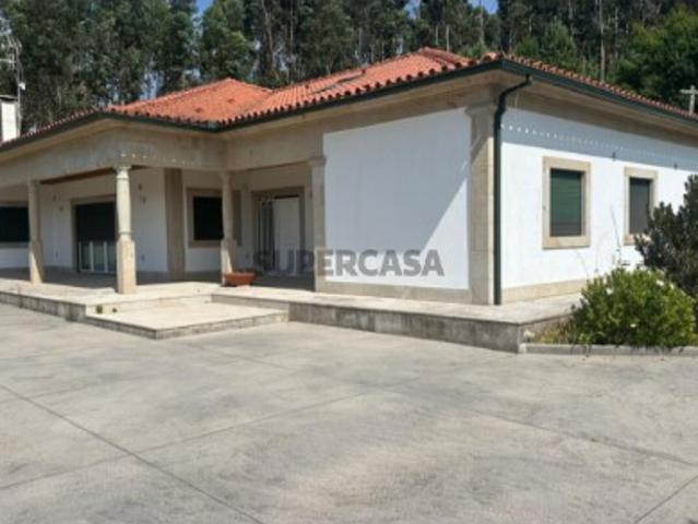 Moradia T5 em Coura