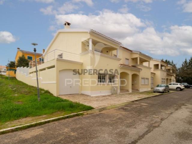 Moradia T5 em Palmela