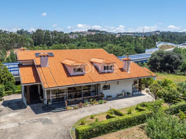 Moradia T5 em Pedroso, Vila Nova de Gaia
