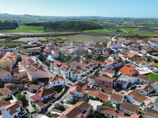Moradia T5 em Ponte do Rol