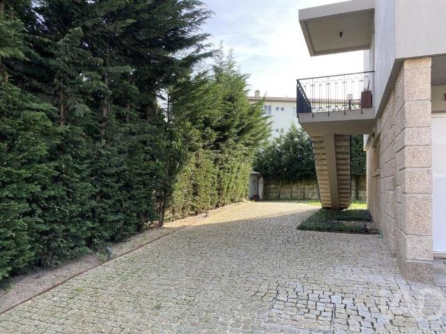 Moradia T5 em Porto