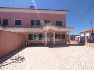 Moradia T5 em Queluz