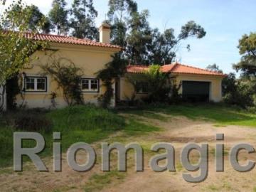 Moradia T5 em Rio Maior*RIOMAGIC