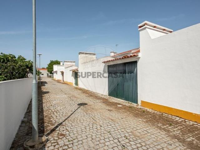 Moradia T5 em São Miguel de Machede