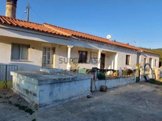Moradia T5 em Santana da Serra