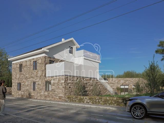 Moradia T5 em Vila Nova de Anha