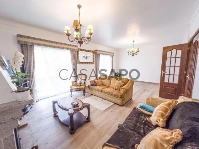 Moradia T5 para alugar no Seixal