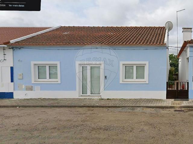 Moradia T5 para arrendar em Colos, Odemira RE/MAX Portugal