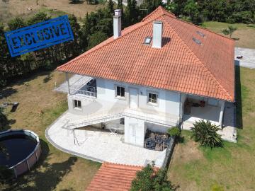 Moradia T5 perto da praia Bárrio, Alcobaça