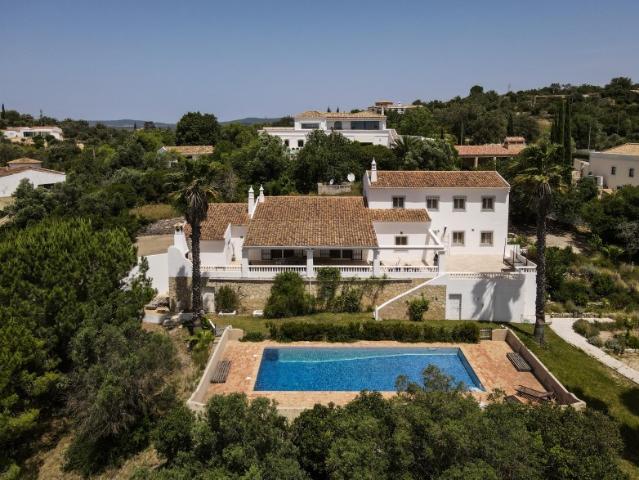 Moradia T5 perto de Loulé