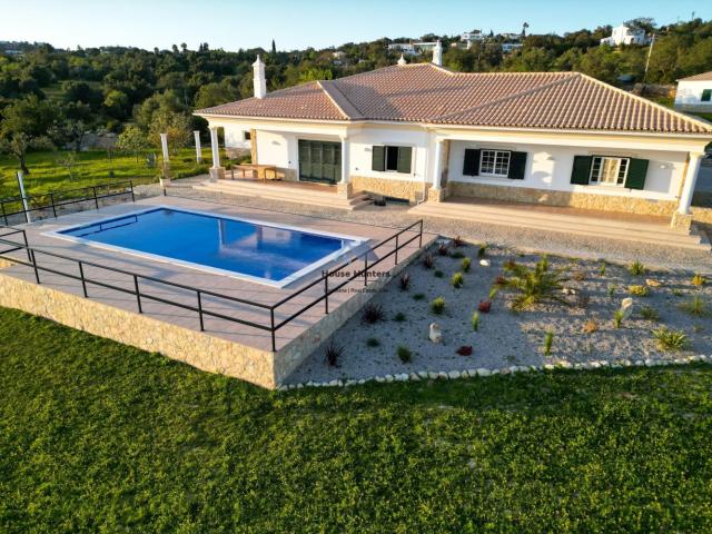 Moradia T5 | Piscina | Vista Mar | Terreno Grande | Vale Telheiro | Loulé