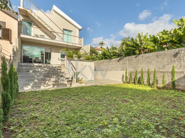 Moradia T5 Prestige Funchal 214m² Santa Luzia Funchal