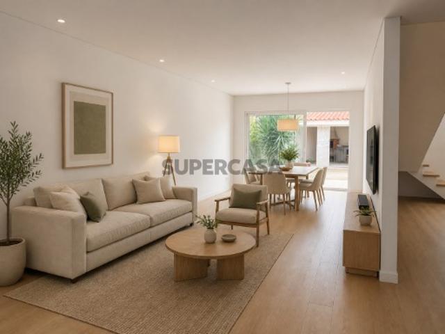 Moradia T5 próxima às Praias Conforto, Espaço e Qualidade de Vida