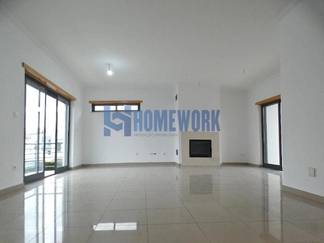 Moradia T5 Remodelada