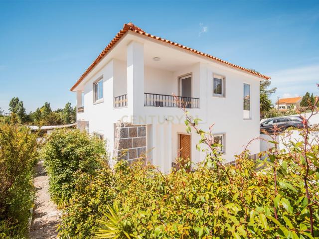 Moradia T5 Remodelada em Galamares – Sintra 221m² Sintra São Martinho