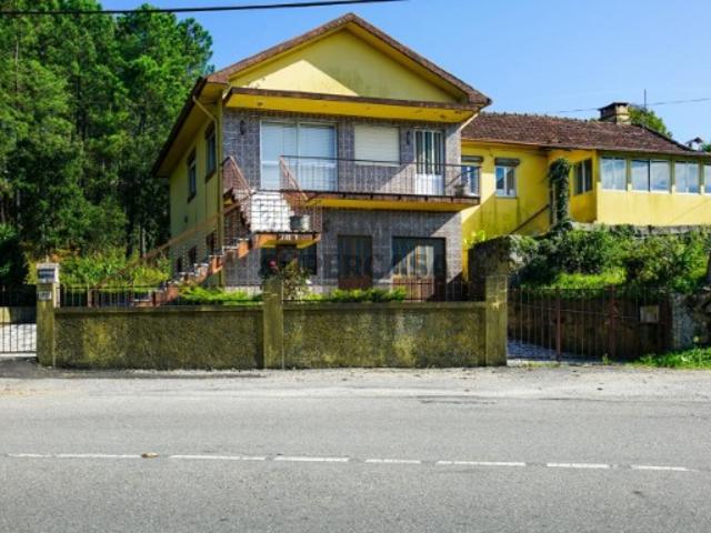 Moradia T5 Venda em Milheirós de Poiares,Santa Maria da Feira