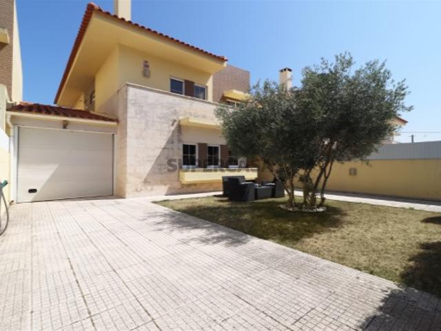 Moradia T5 Venda em São Domingos de Rana,Cascais