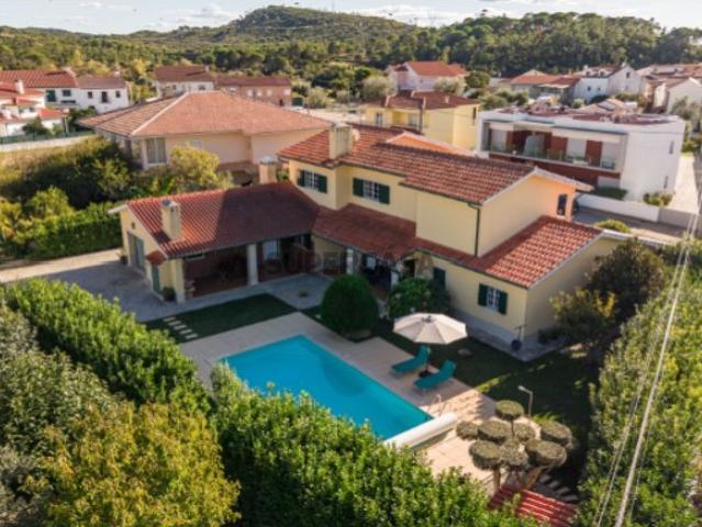 Moradia T5 | Vila Nova, Cernache