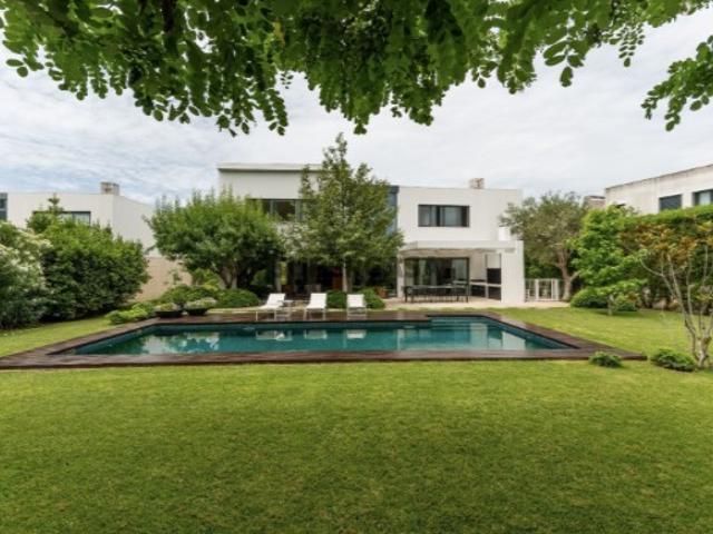 Moradia T5 + 1 com piscina, Bicesse, Cascais