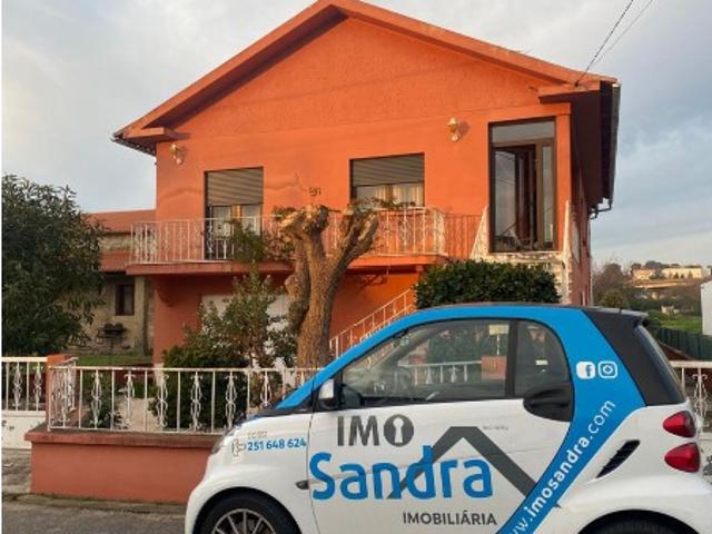 Moradia T5