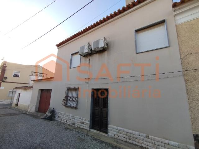 Moradia T5