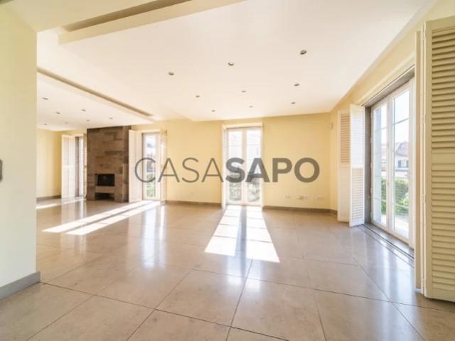 Moradia T6+3 para alugar em Oeiras