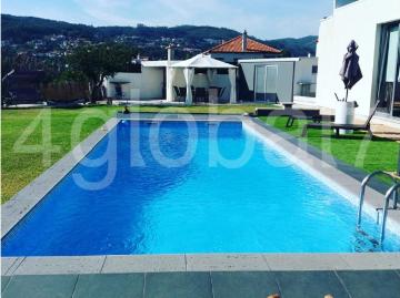 Moradia T6+1 e Casa de apoio