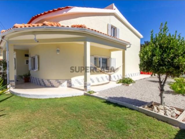 Moradia T6 na Quinta do Conde, Boa Água III