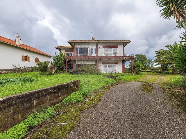 Moradia T6 à venda em Alqueidão da Serra, Porto de Mós RE/MAX Portugal