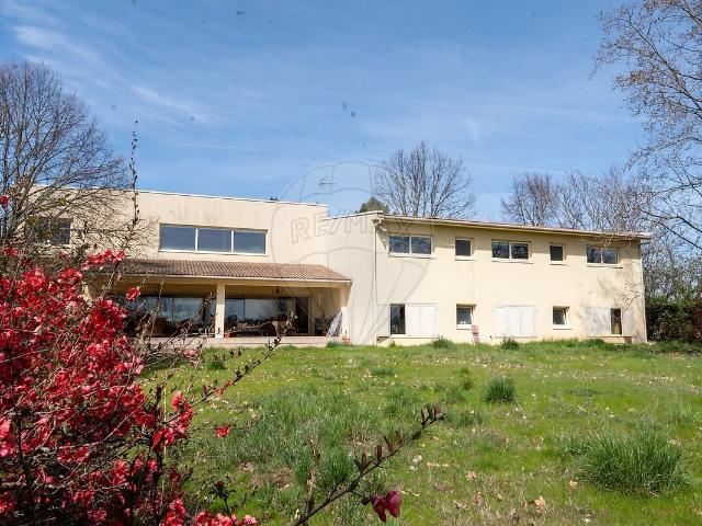 Moradia T6 à venda em Baçal, Bragança RE/MAX Portugal